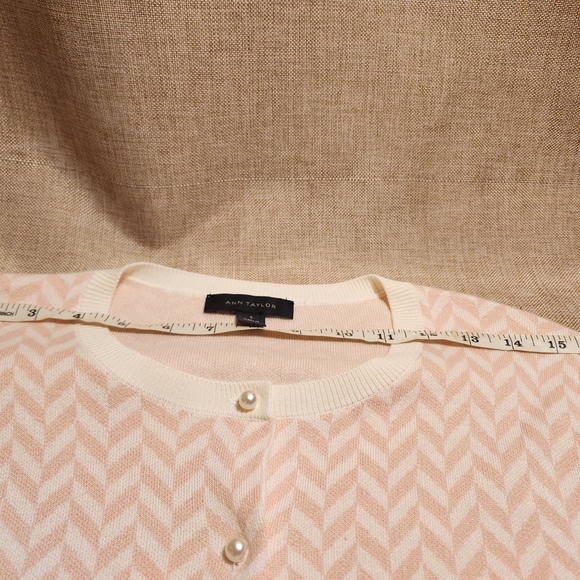 Pink and White Chevron Cardigan - Picture 5 of 15